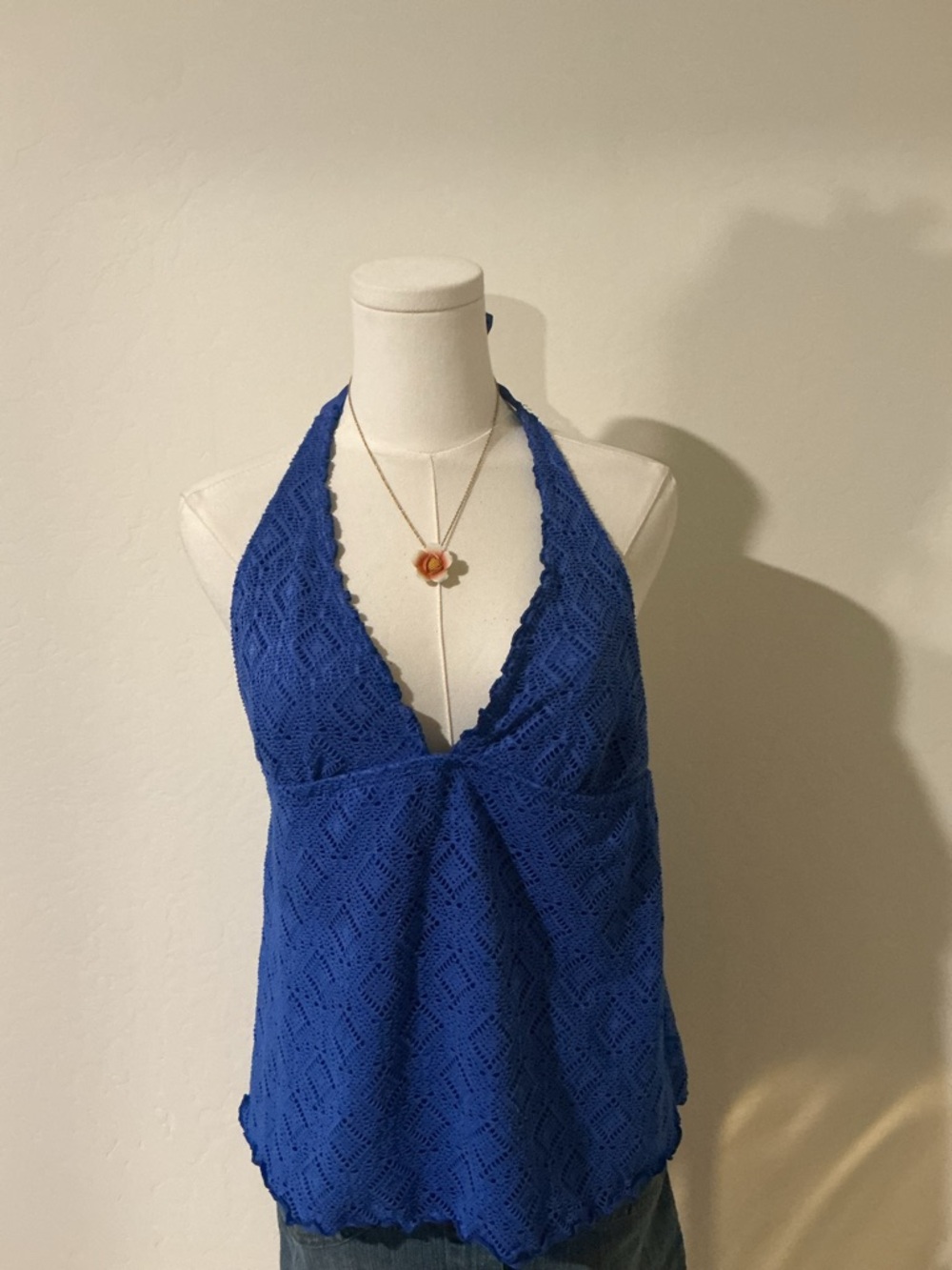 Mossimo blue crochet halter top Size L